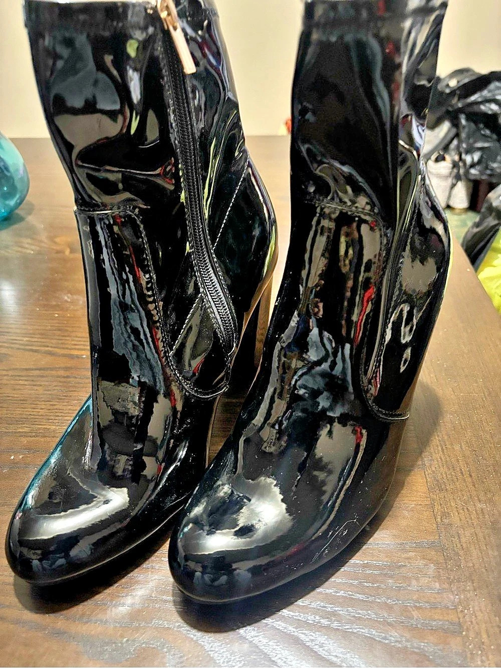 Bamboo LIVING-01M Patent Ankle Boots US 10 Like New